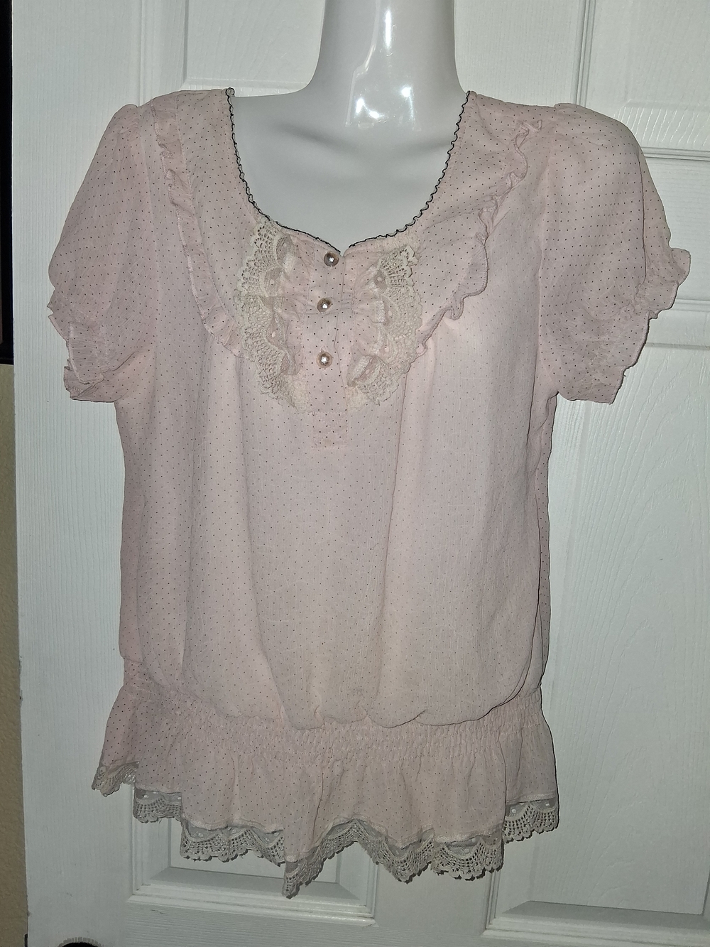 BaiMaiDaeng Japanese Style Pink Polka Dot Coquette Peplum Blouse